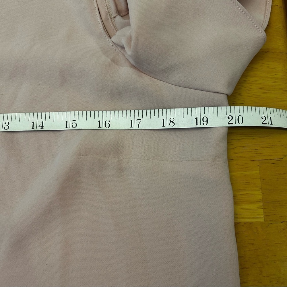 AMANDA UPRICHARD Dryden Cold Shoulder Top - Picture 8 of 9